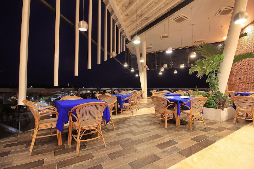 Hotel Caracol Plaza بويرتو إسكونديدو المظهر الخارجي الصورة
