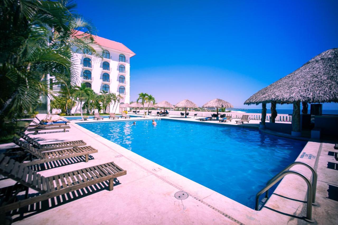 Hotel Caracol Plaza بويرتو إسكونديدو المظهر الخارجي الصورة