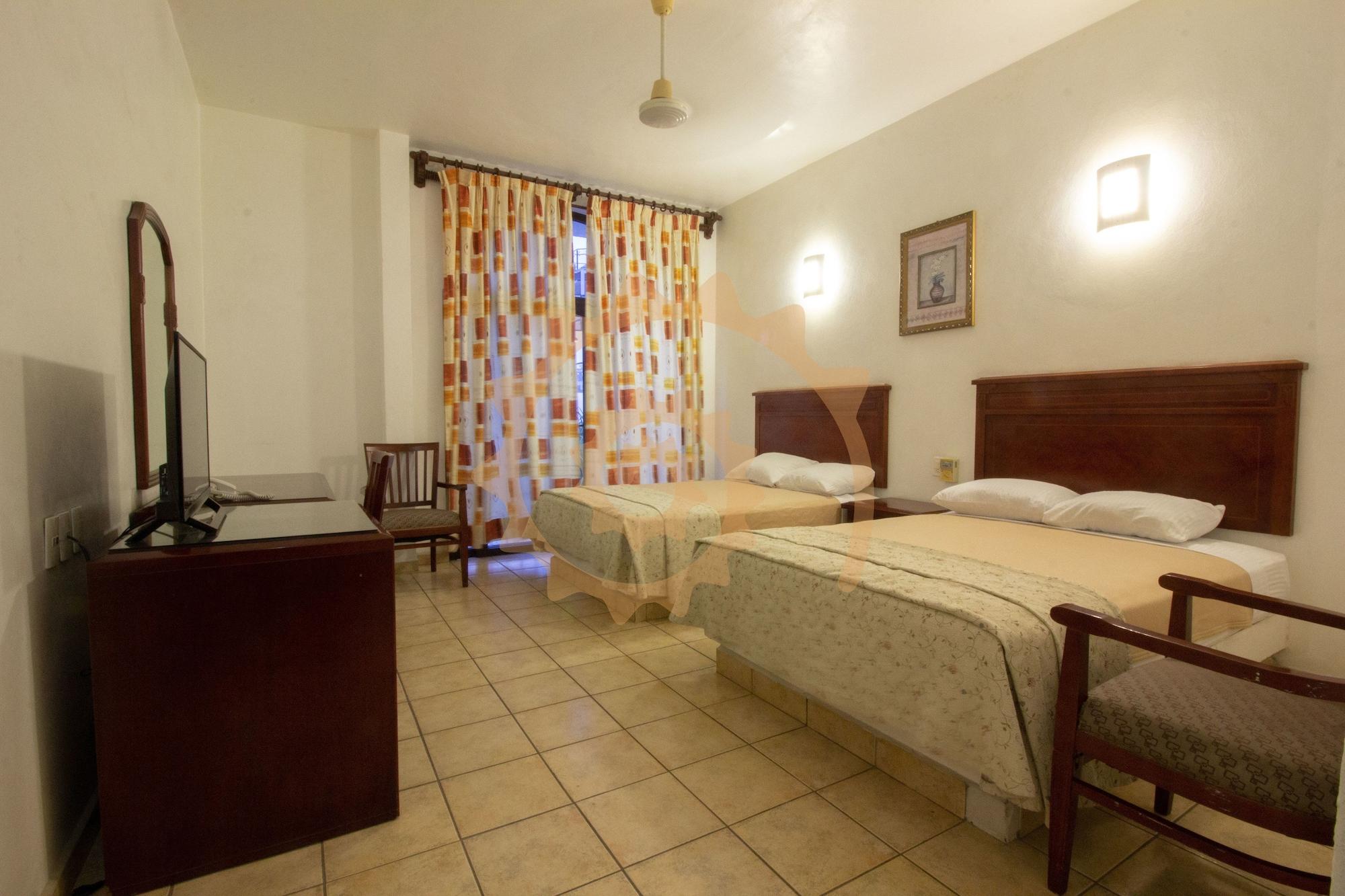 Hotel Caracol Plaza بويرتو إسكونديدو المظهر الخارجي الصورة