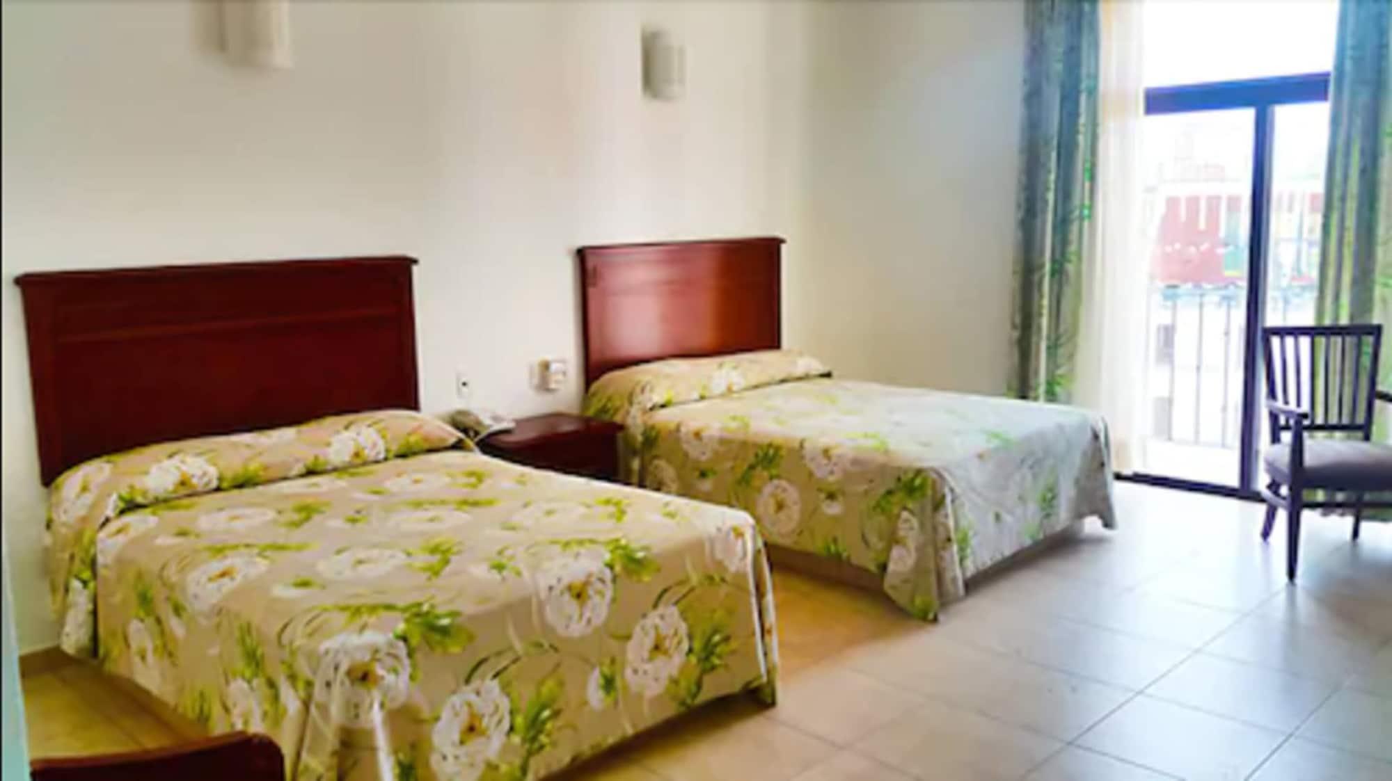 Hotel Caracol Plaza بويرتو إسكونديدو المظهر الخارجي الصورة