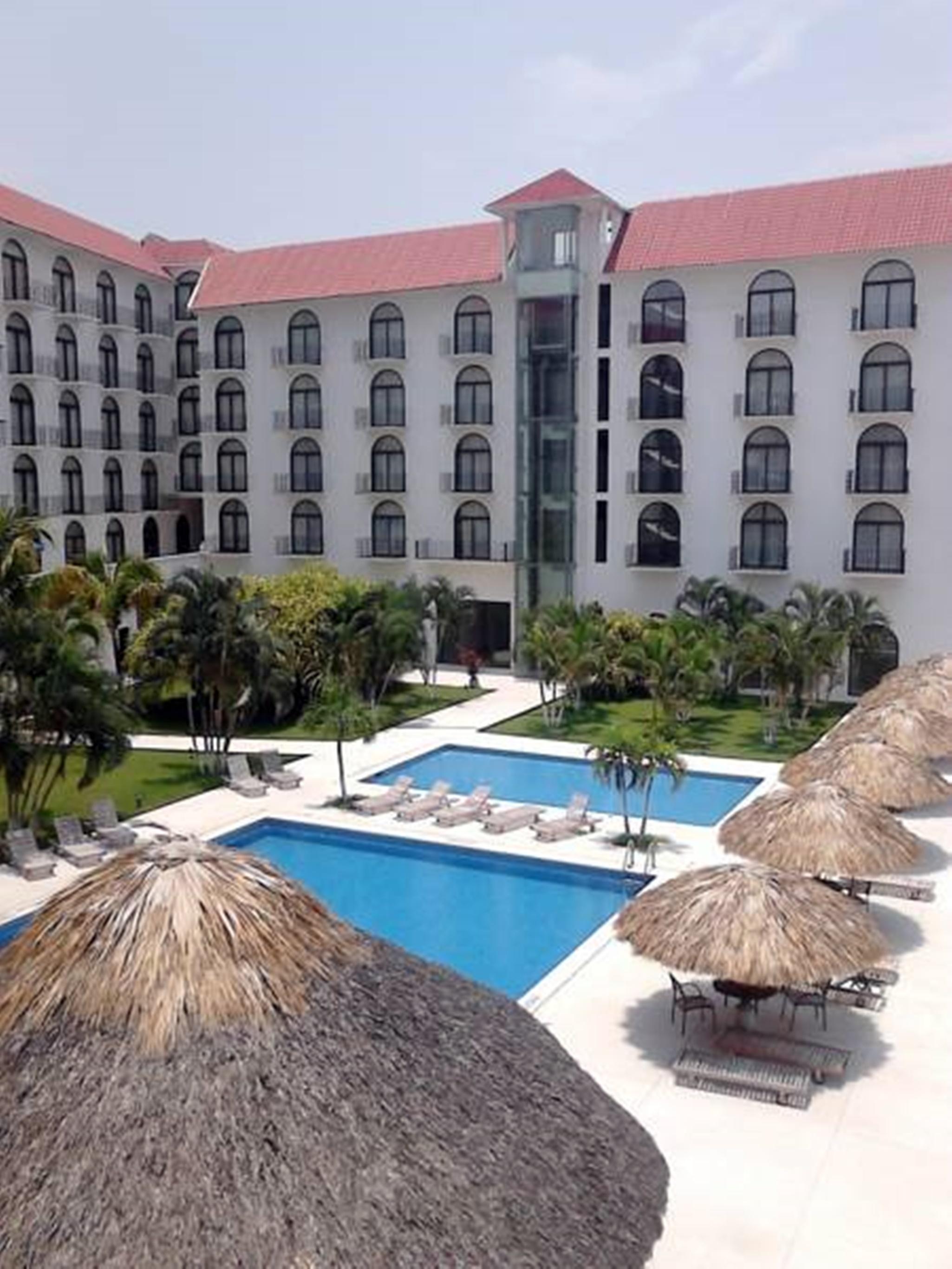 Hotel Caracol Plaza بويرتو إسكونديدو المظهر الخارجي الصورة
